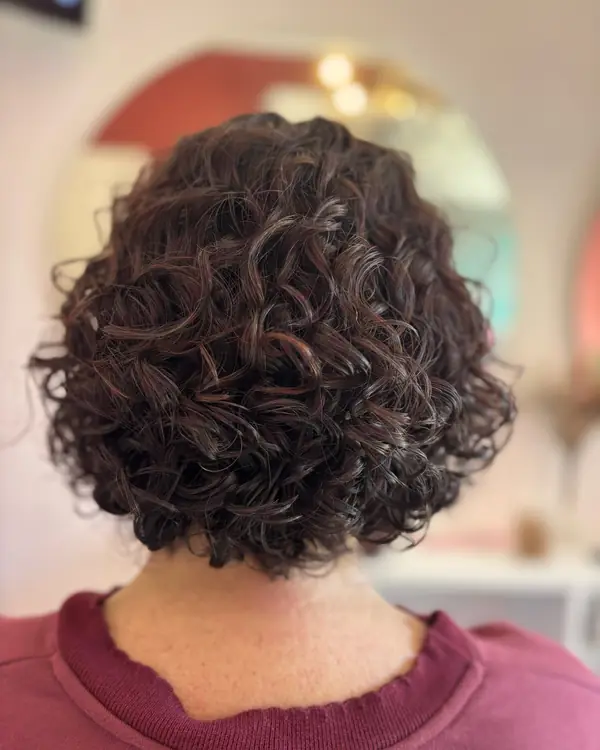 Corte corto en capas