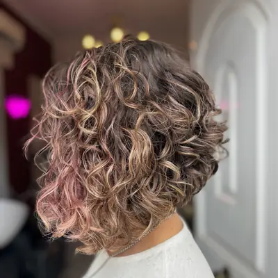 Mechas con reflejos rosados